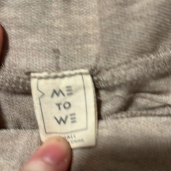 Me to We (pacsun brand) Women’s comfy short - Picture 3 of 3